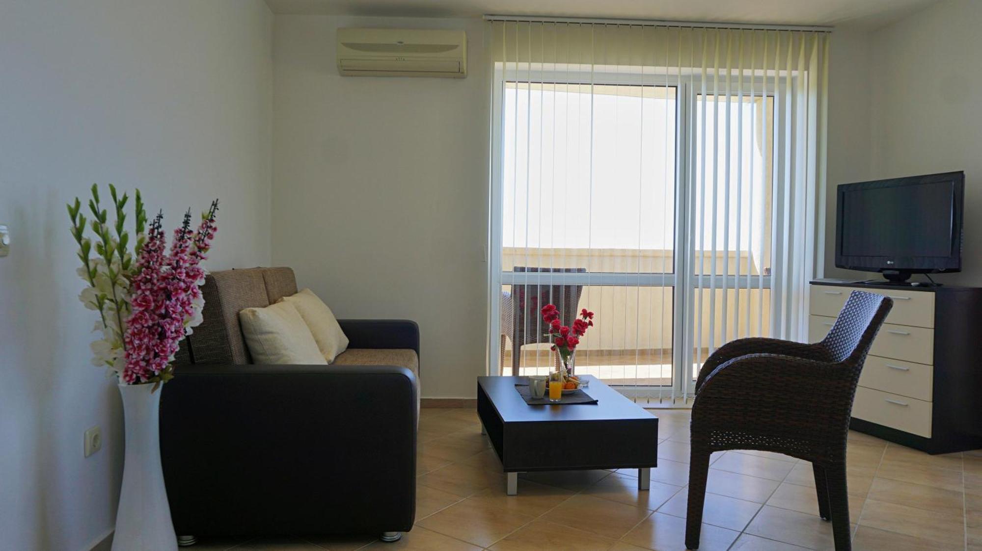 Апартаменти Сънбрийз - Sunbreeze Apartments Byala  Ngoại thất bức ảnh